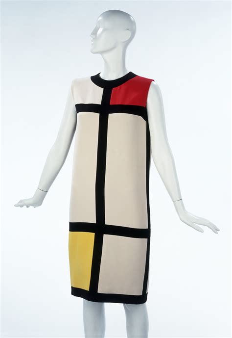 mondrian cocktail dress yves saint laurent|yves Saint Laurent fashion museum.